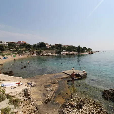 Apartments With Hot Tub Mandre, Pag - 24670 *