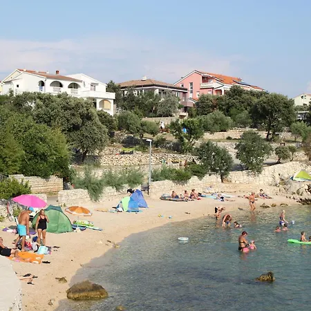Apartment Apartments With Hot Tub Mandre, Pag - 24670