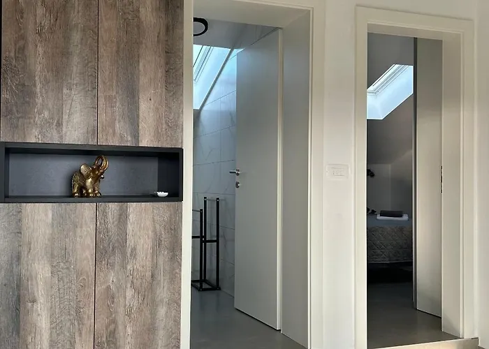 With Parking Space Mandre, Pag - 24670