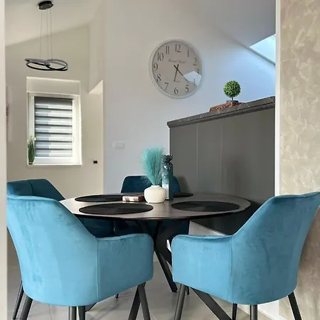 Apartments With Hot Tub Mandre, Pag - 24670 아파트 *