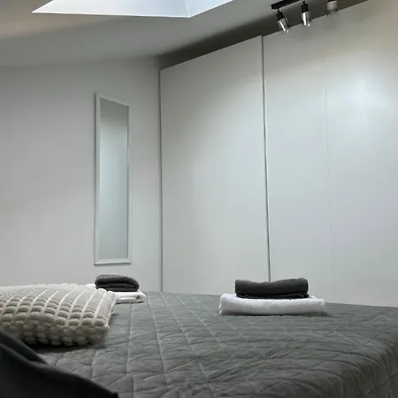 Apartments With Hot Tub Mandre, Pag - 24670 아파트 *